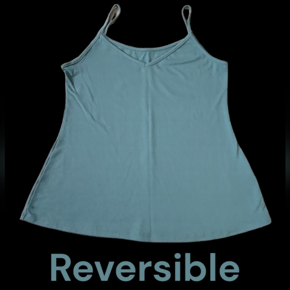 SALE 3 for $15 V Neck Or Crew Tank Top Sz Xs - Picture 1 of 4